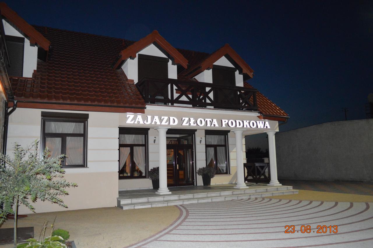 Zajazd Zlota Podkowa Wrocki Екстер'єр фото